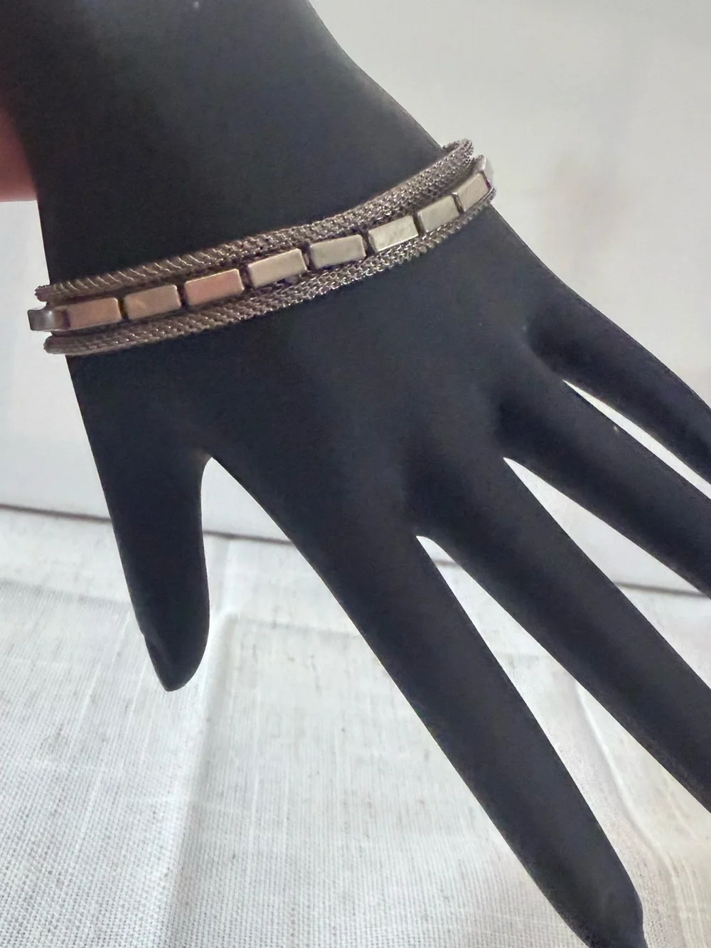 N/A elegant silver